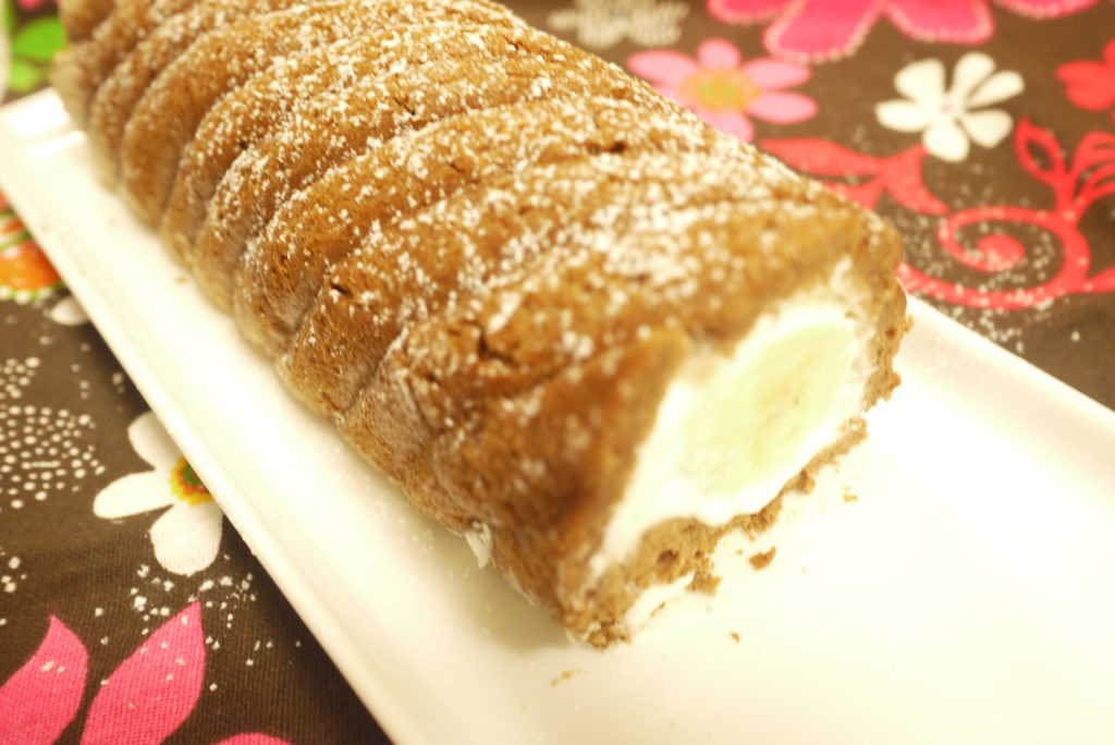 チョコレートメレンゲロールケーキ