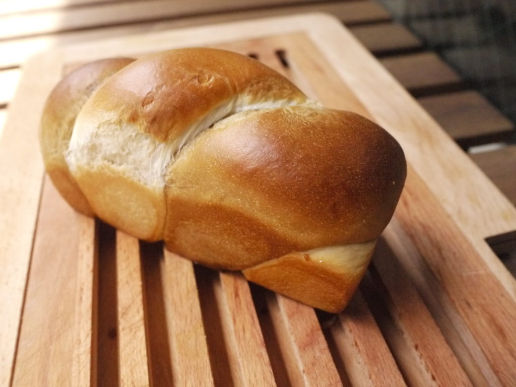 ２色食パン